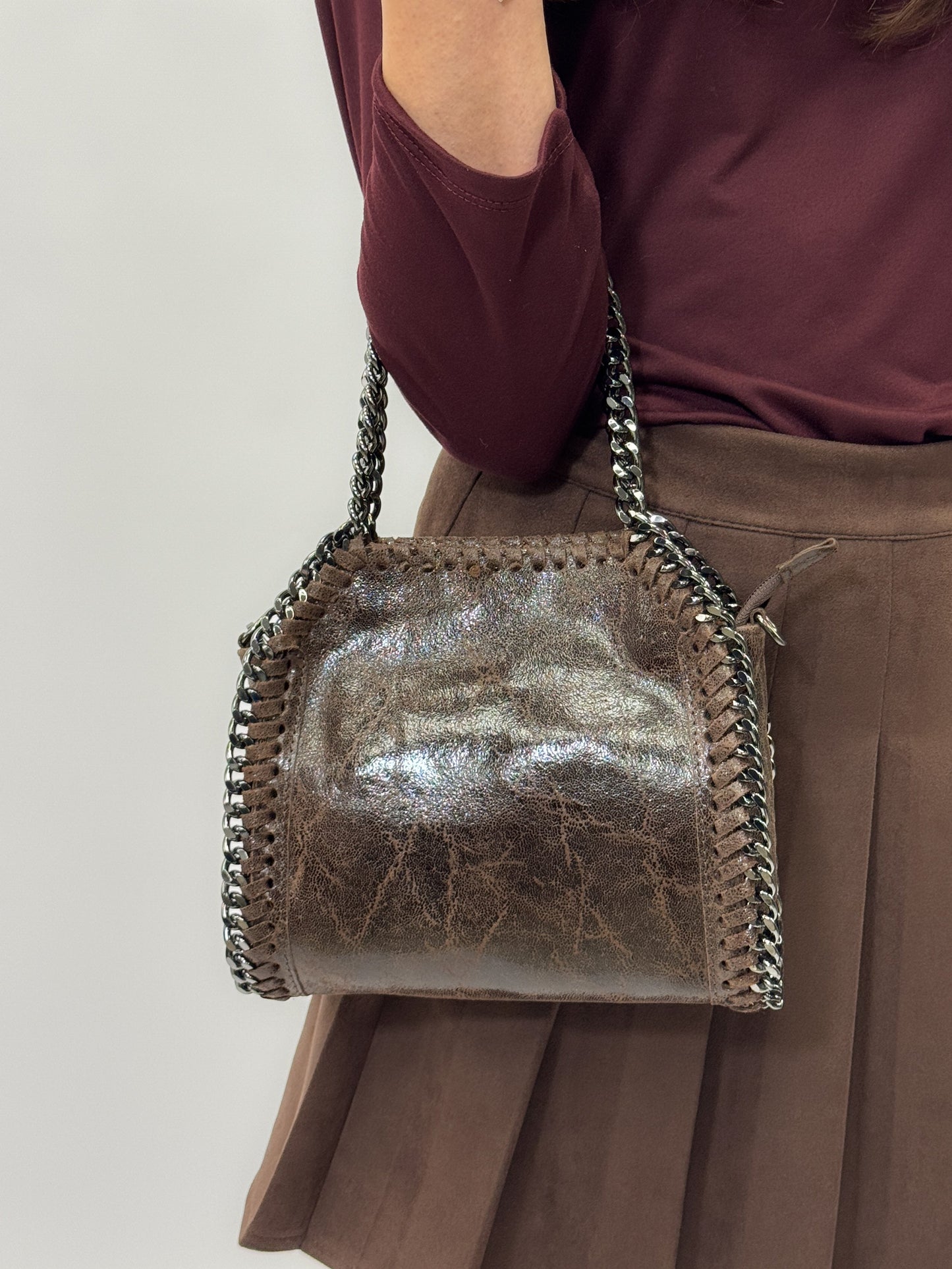 Diana – Borsa A Spalla Raffinata Con Linea Strutturata