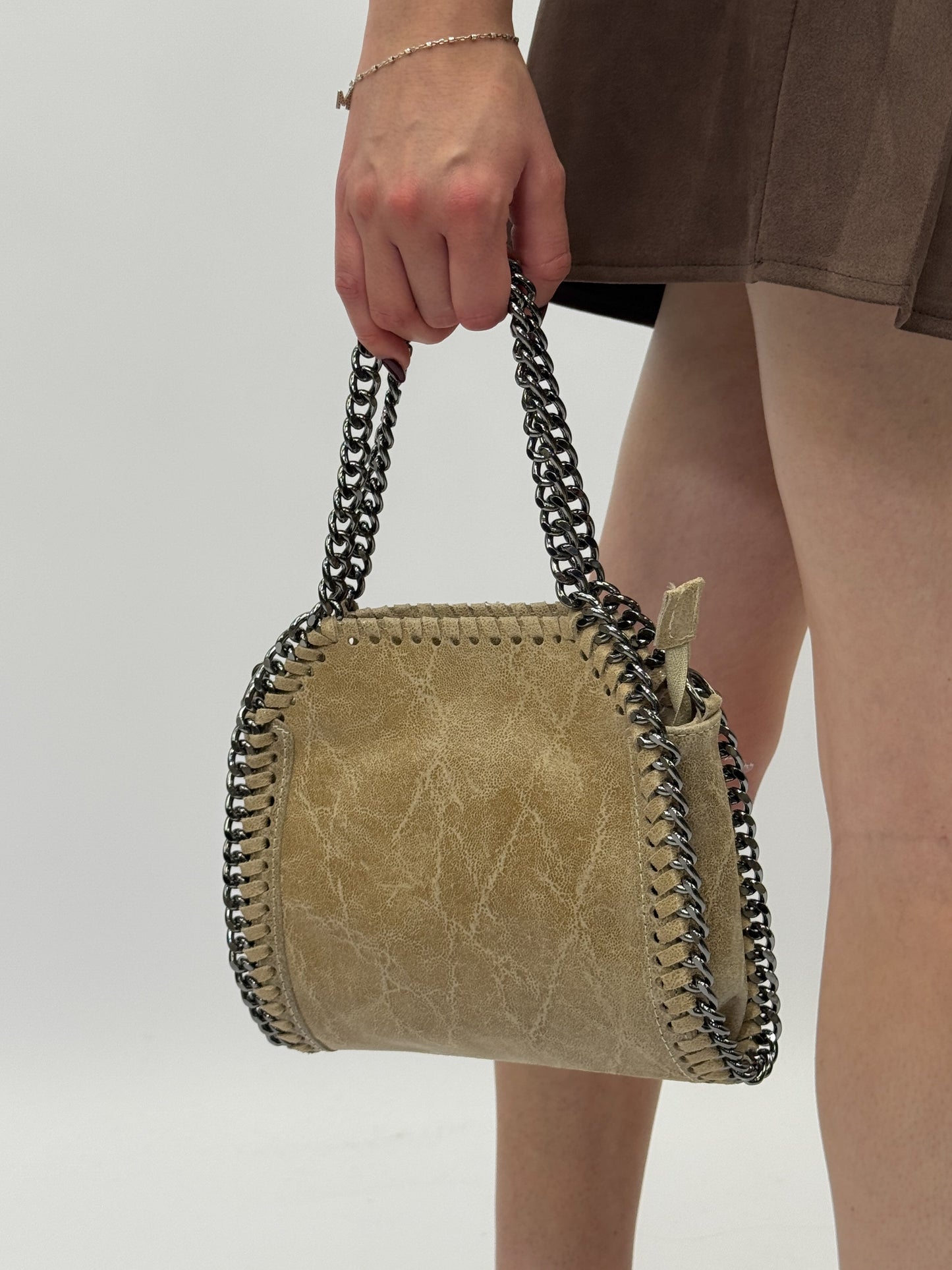 Diana – Borsa A Spalla Raffinata Con Linea Strutturata