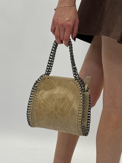 Diana – Borsa A Spalla Raffinata Con Linea Strutturata