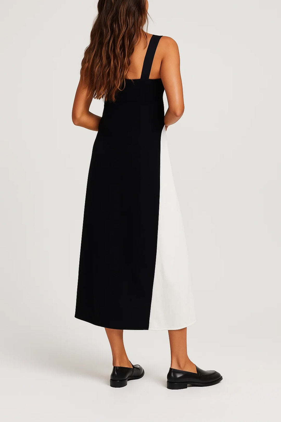 Kalina – Abito Midi Bicolore con Scollo Dritto Elegante Nero e Bianco