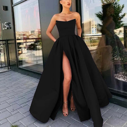 Kristina – Abito Lungo Elegante Senza Spalline con Spacco Alto Nero