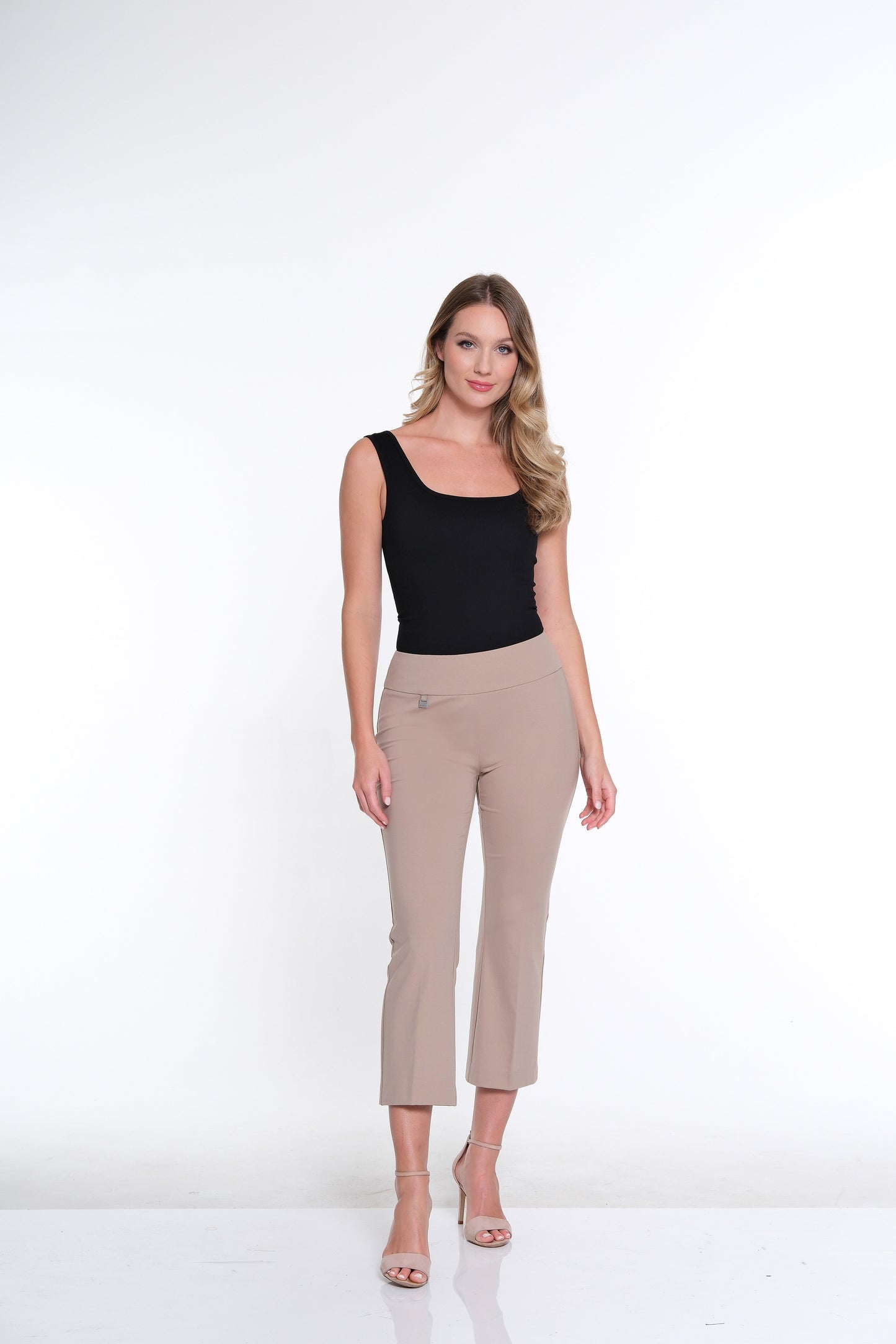 Quirinda - Pantalone Crop Flare Colore Stone Elegante
