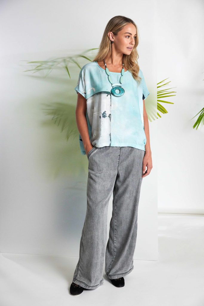 NAYA NAS26299 Square Shape Faded Print Top