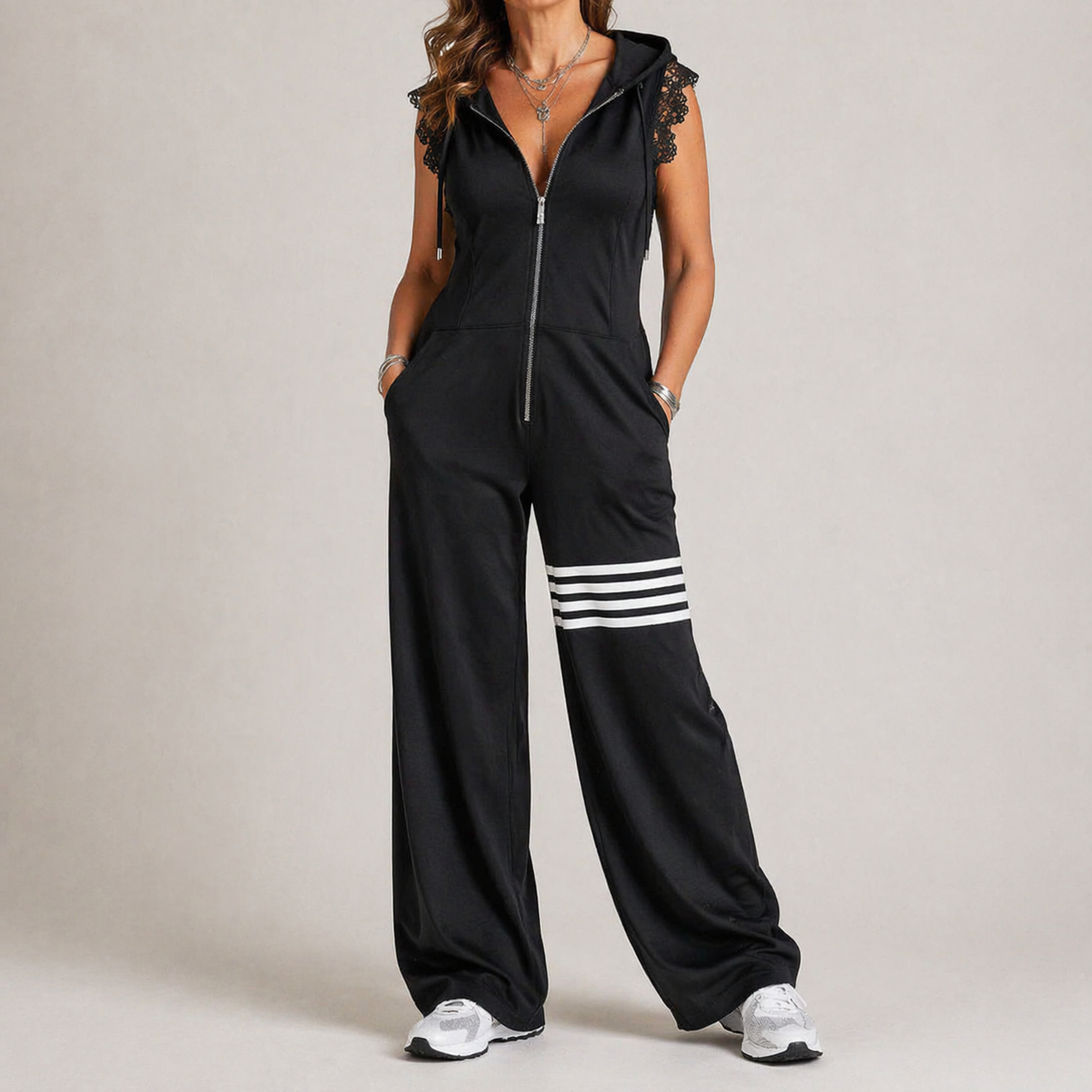 Narcisa - Tuta Donna Smanicata con Cappuccio Elegante