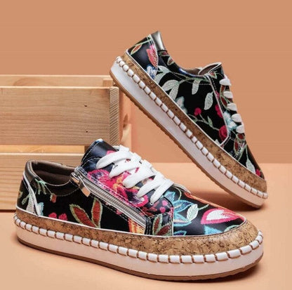 Pacifica – Sneakers con Fiori Ricamati Donna Nero Esotico