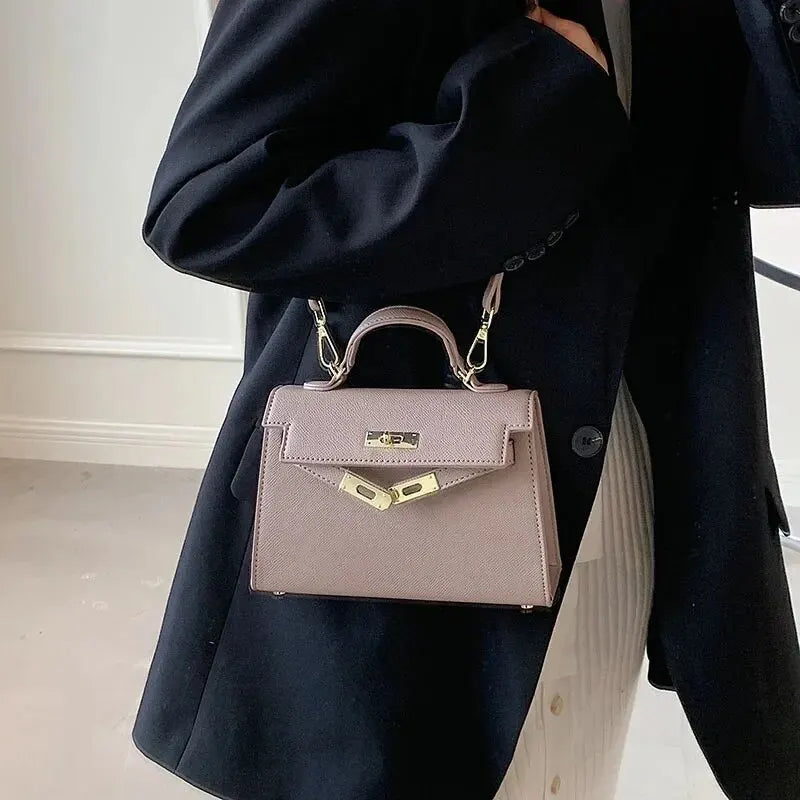 Dina – Elegante Borsa A Tracolla Dall'Iconico Design Raffinato