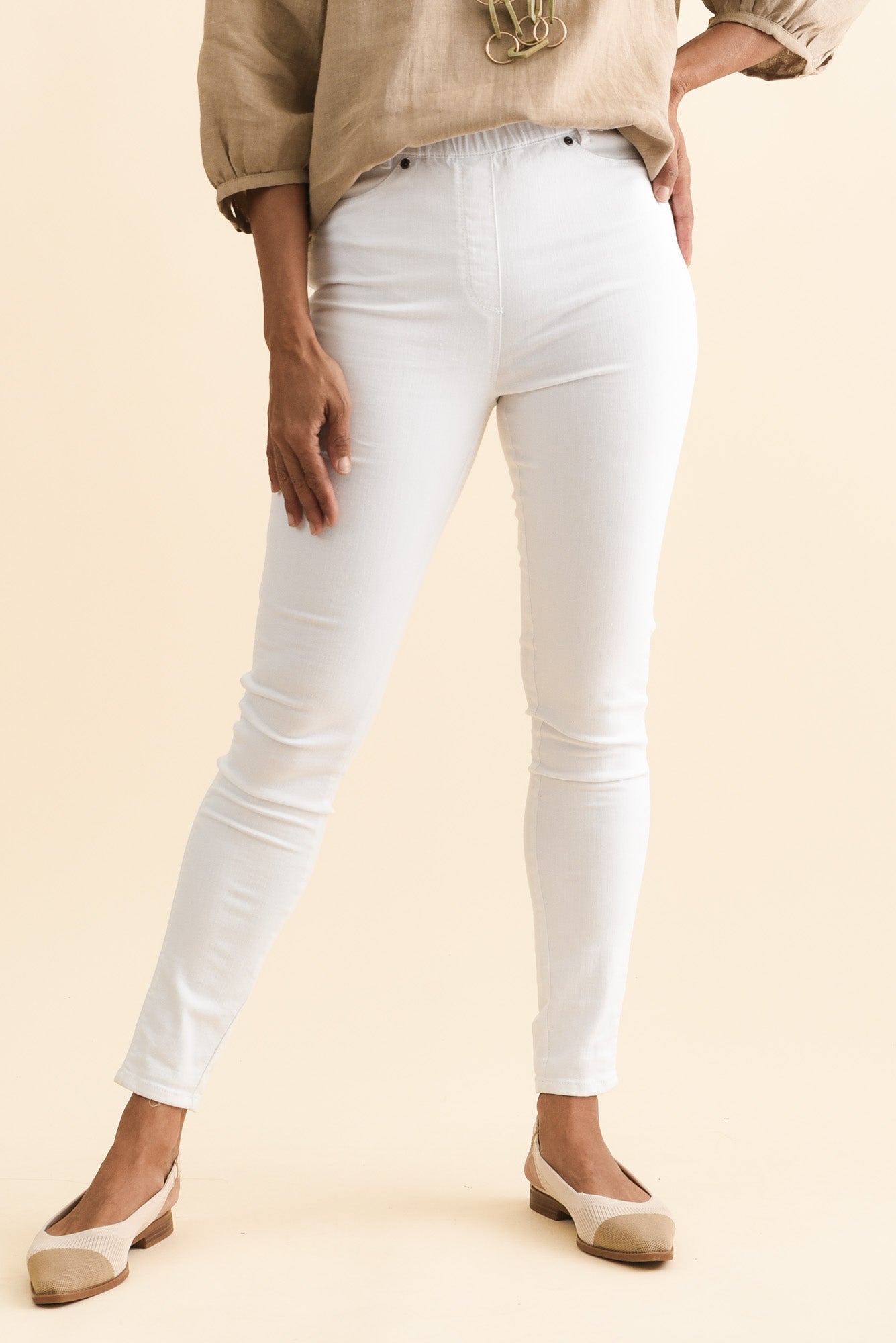 Lissinia – Pantaloni Reed Bianchi in Cotone Stretch