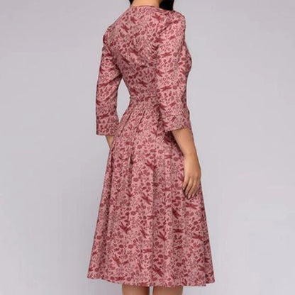 Pia – Abito Midi Con Scollo Rotondo E Fantasia Floreale Ricercata