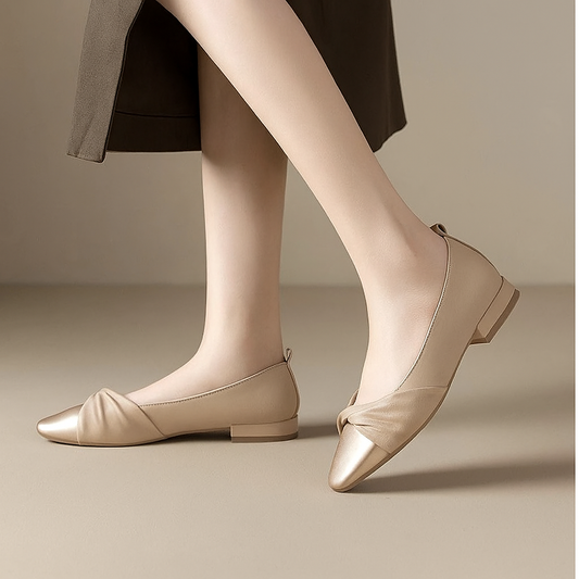 Romina – Scarpe a Punta in Pelle con Tacco Basso Donna Cachi