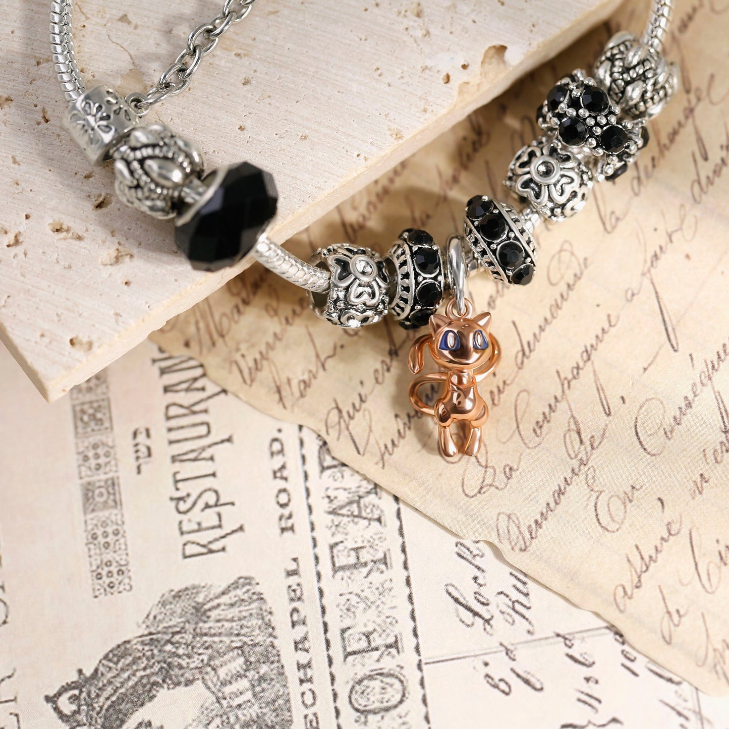 Amelia - Collana Charm Pokemon Donna Elegante