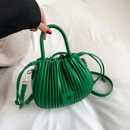 Domitilla – Elegante Borsa A Secchiello Per Uno Stile Sofisticato