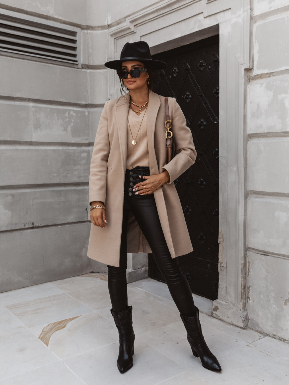 Sveva – Cappotto Invernale Monopetto Dal Design Classico