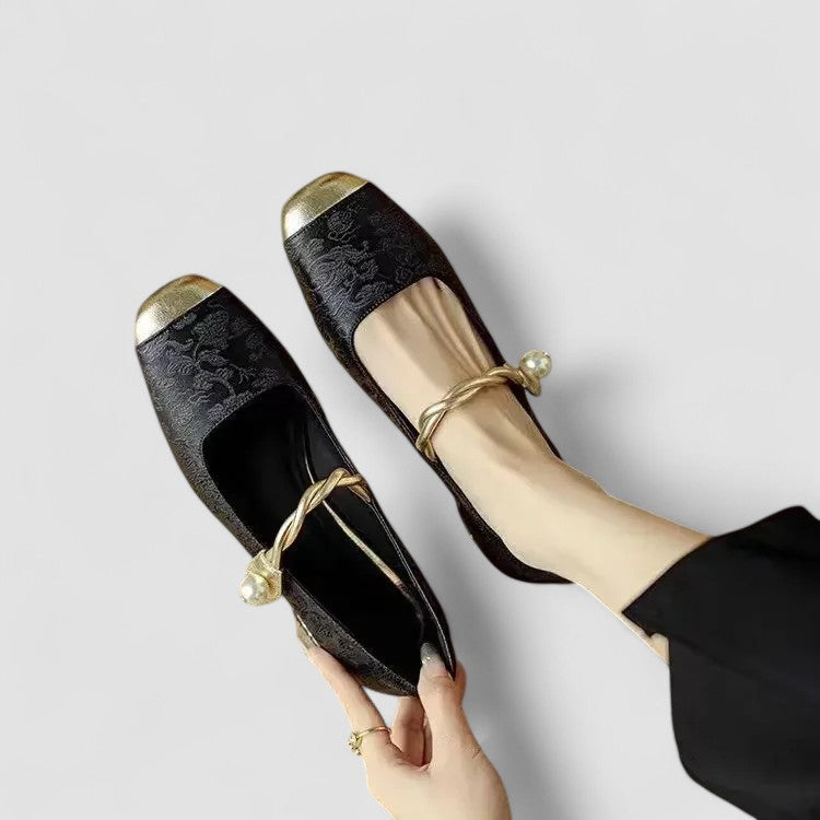 Genoveffa – Scarpe Modello Mary Jane Con Tacco Stabile E Calzata Regolabile