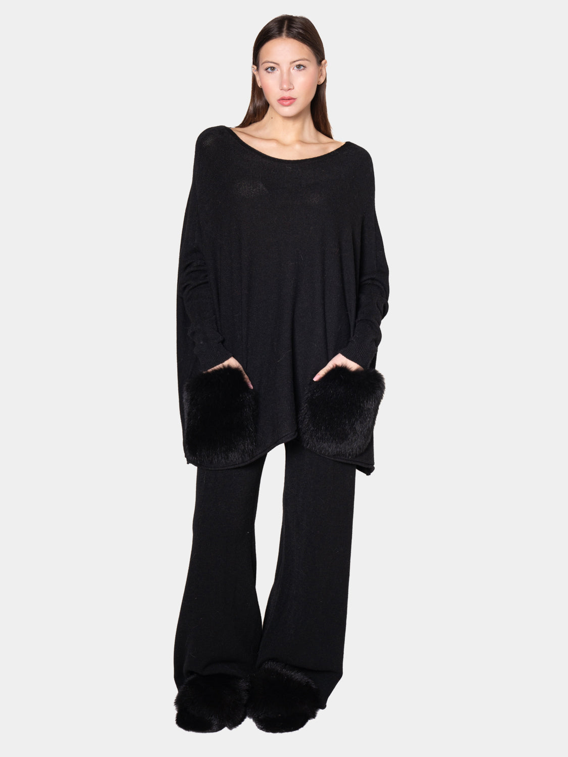 Ritella - Completo nero con tasche eleganti