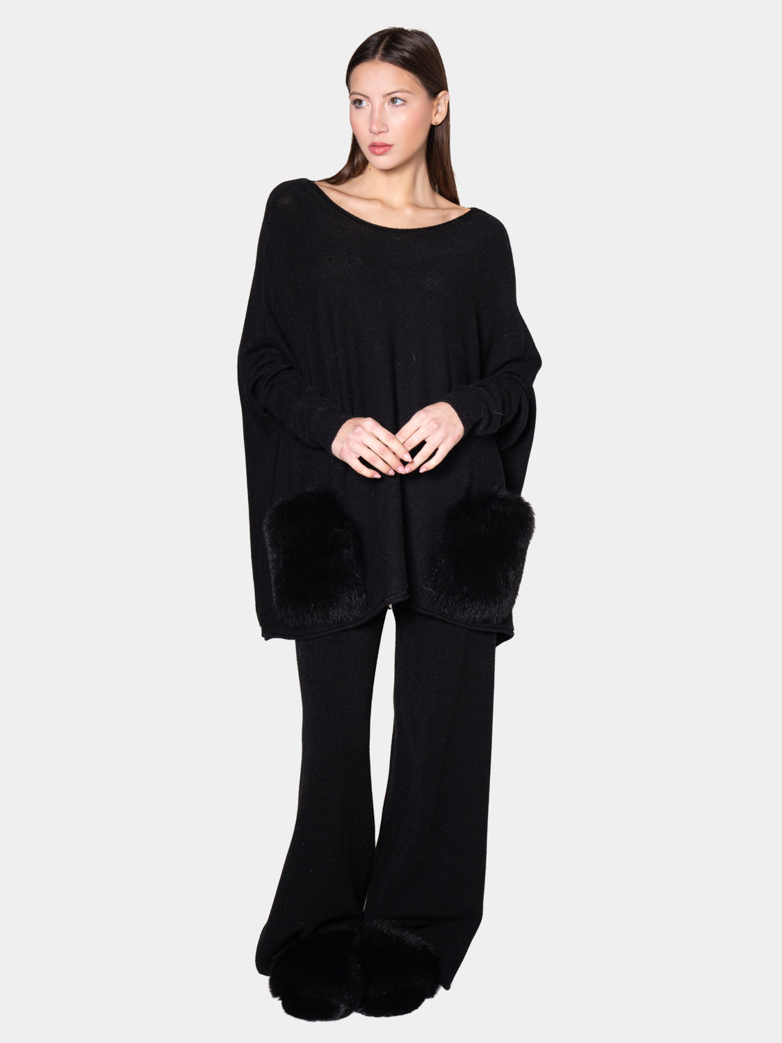 Ritella - Completo nero con tasche eleganti