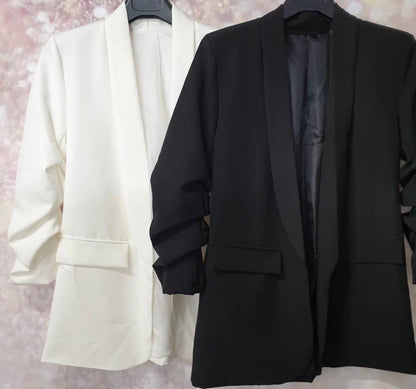 Janira - Blazer elegante da donna con maniche arrotolate