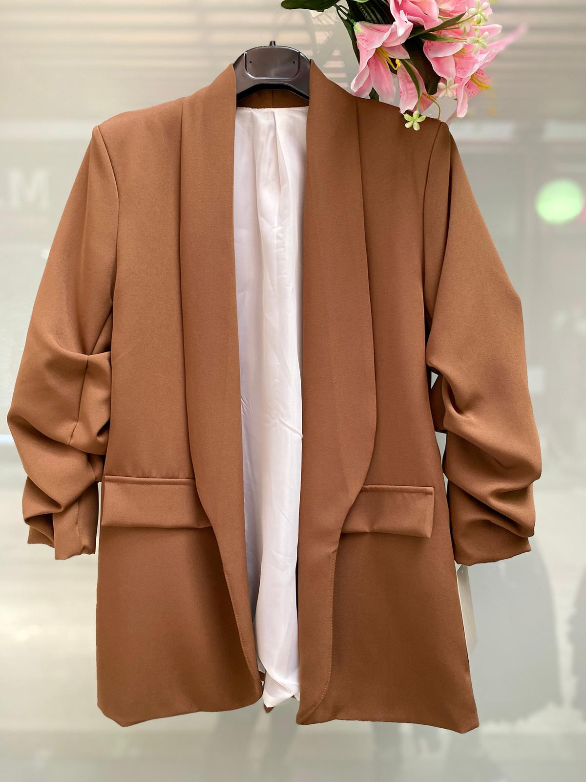 Janira - Blazer elegante da donna con maniche arrotolate