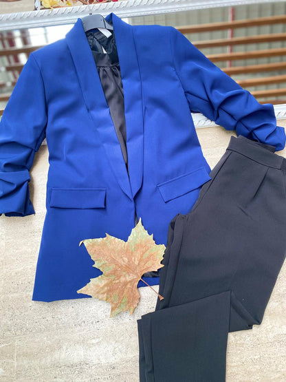 Janira - Blazer elegante da donna con maniche arrotolate