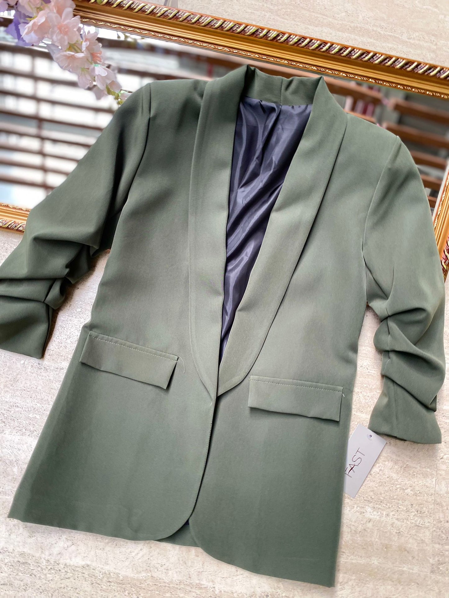 Janira - Blazer elegante da donna con maniche arrotolate