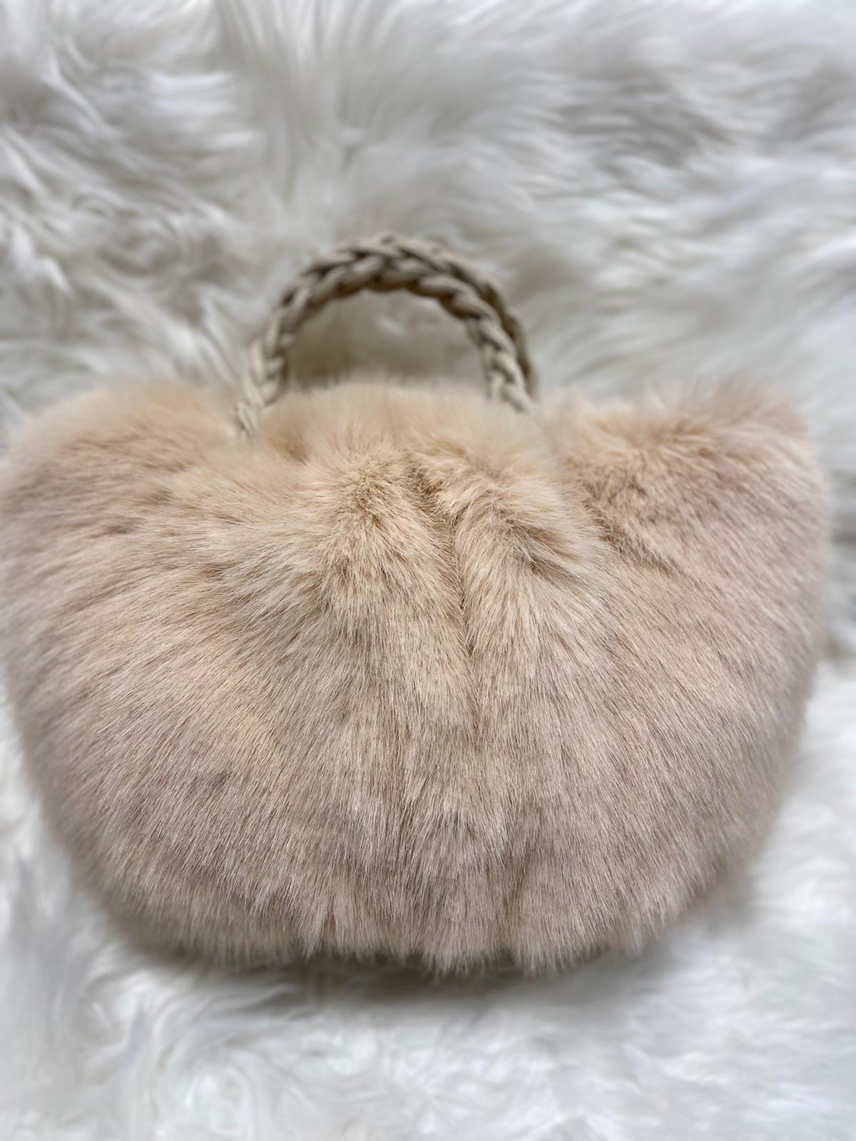 Daniela – Borsa A Secchiello Dal Design Contemporaneo E Capiente