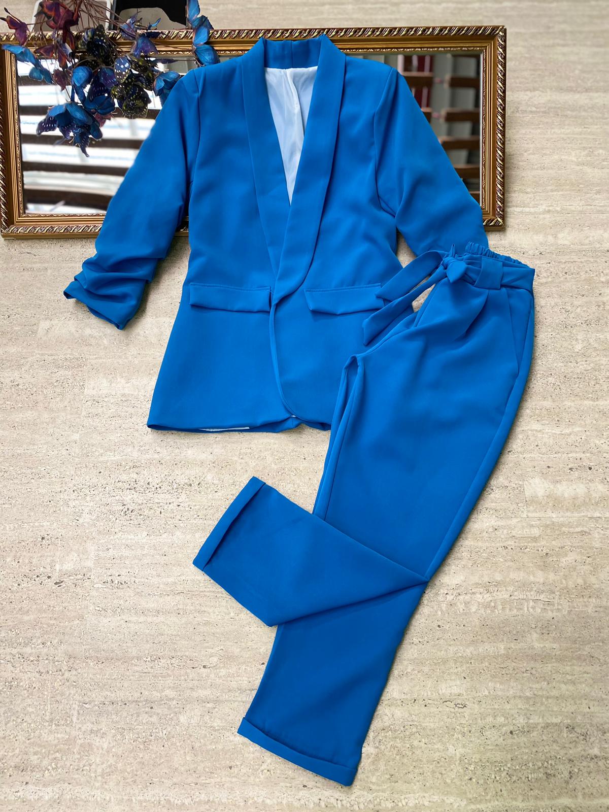 Janira - Blazer elegante da donna con maniche arrotolate