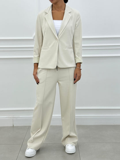 Neria - Coord-Set Ease