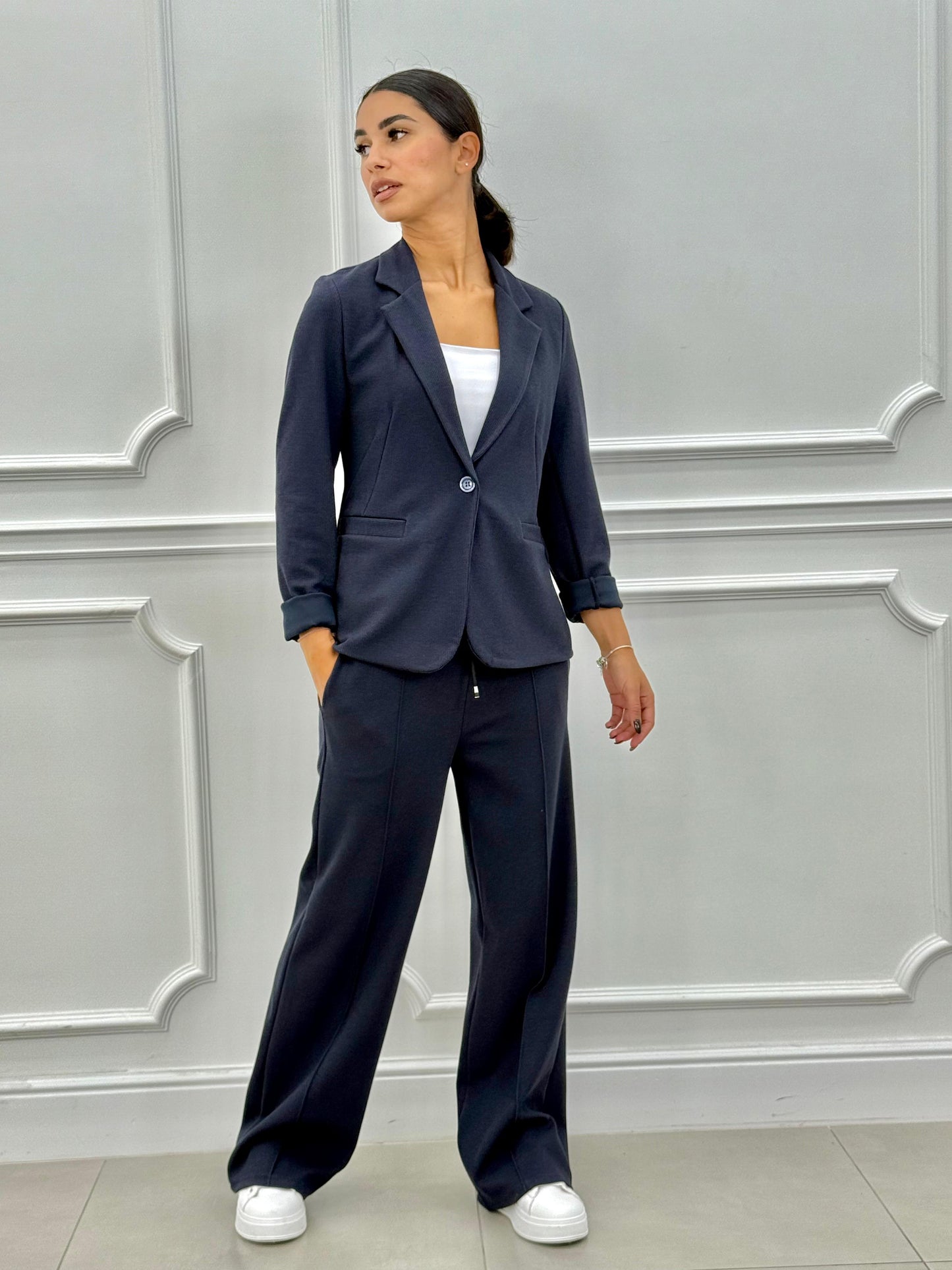 Neria - Coord-Set Ease