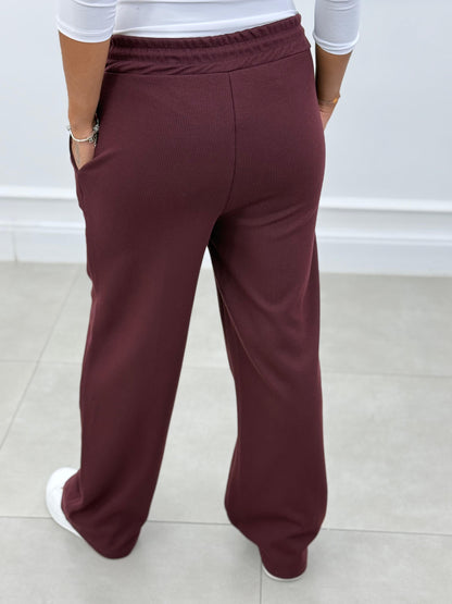 Neria - Coord-Set Ease