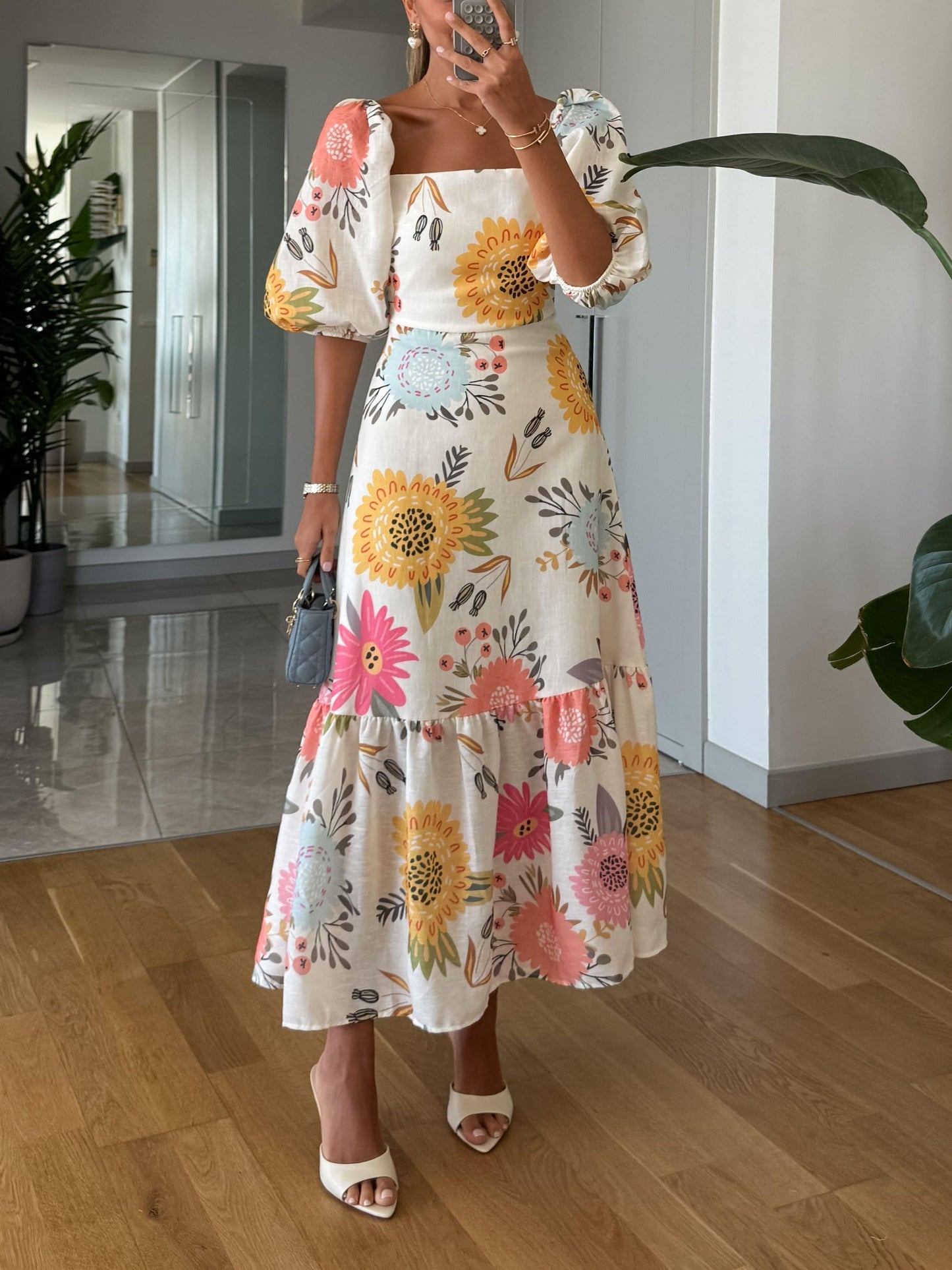 Lavinia - Vestito donna midi floreale scollo quadrato elegante