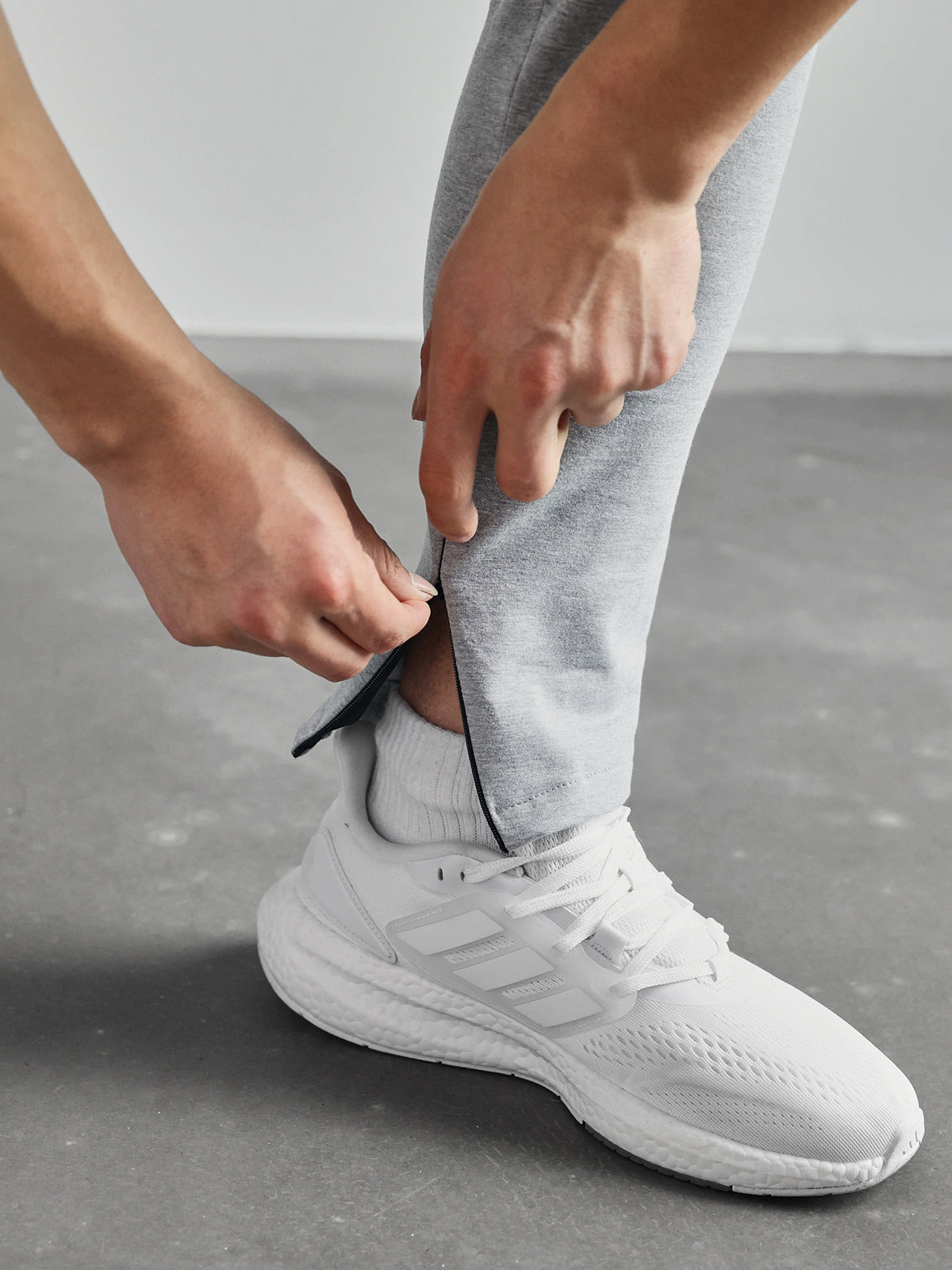 Romulus - Jogger Uomo Performance Weekend Essential Moderno