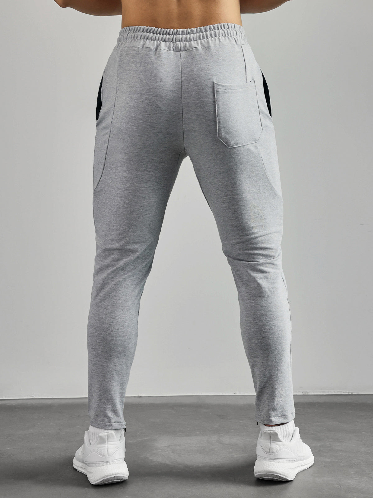Romulus - Jogger Uomo Performance Weekend Essential Moderno