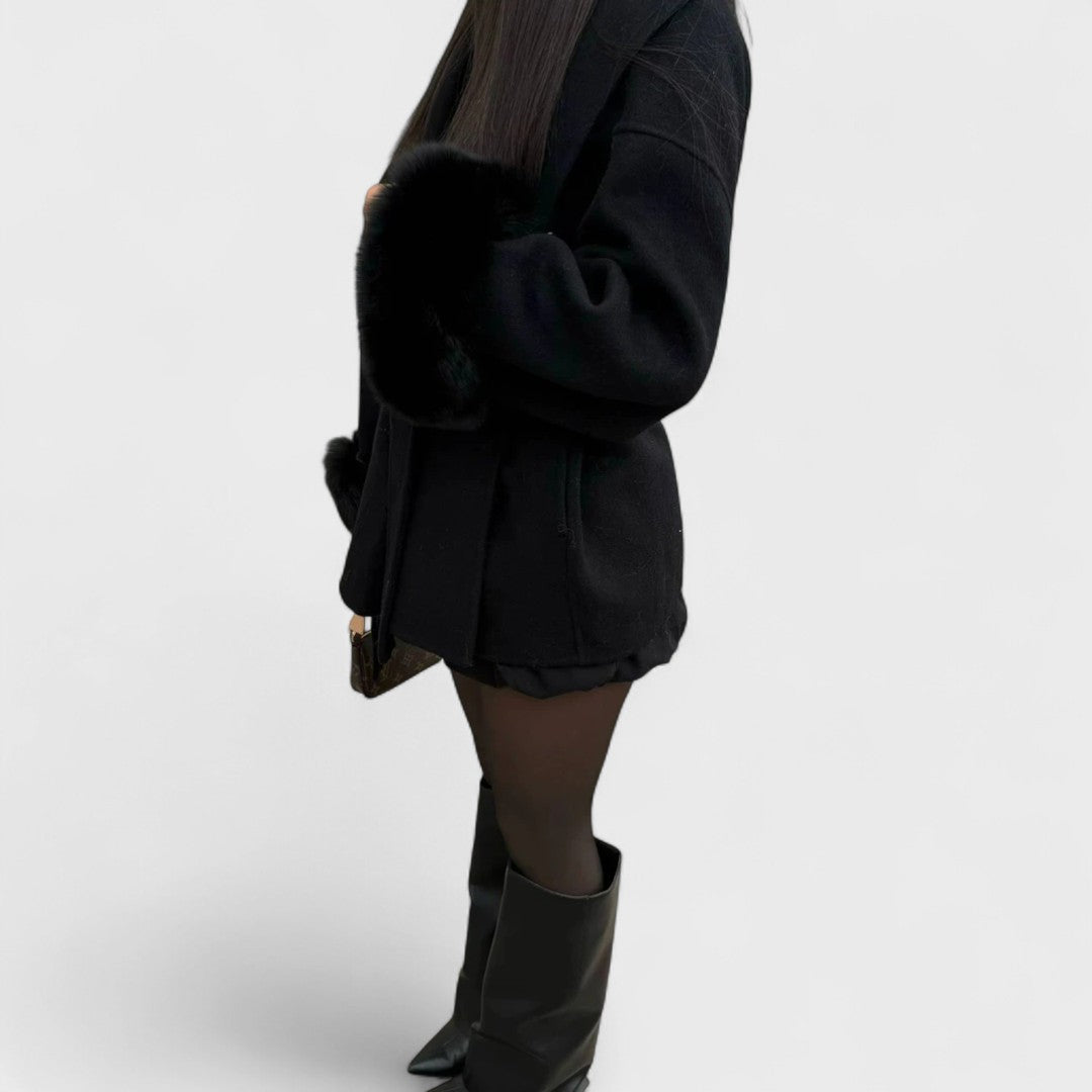 Greta – Cappotto Elegante Con Dettagli Raffinati