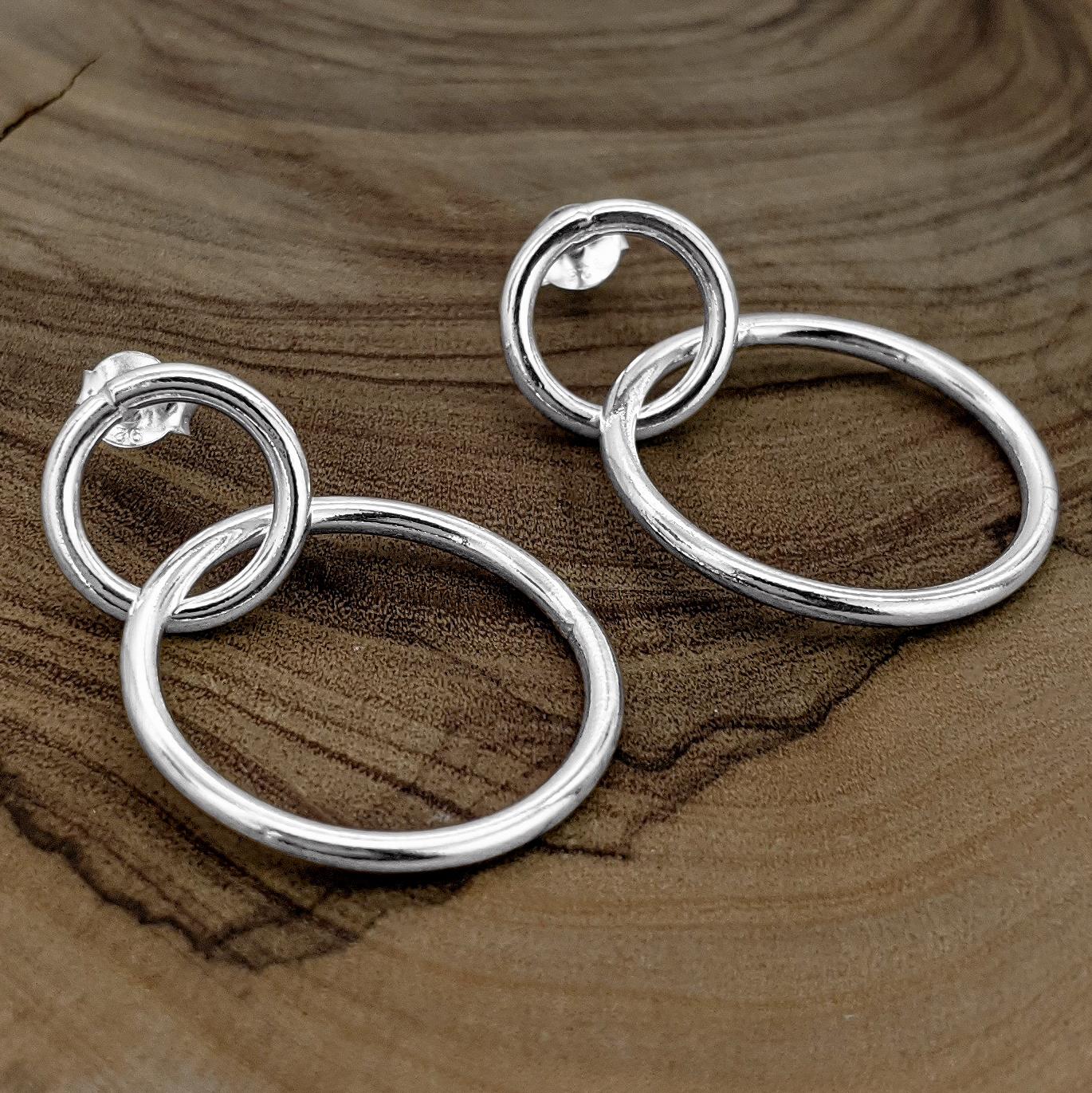 Fiorella – Orecchini Pendenti Cerchi Intrecciati Argento Sterling Doppio Hoop