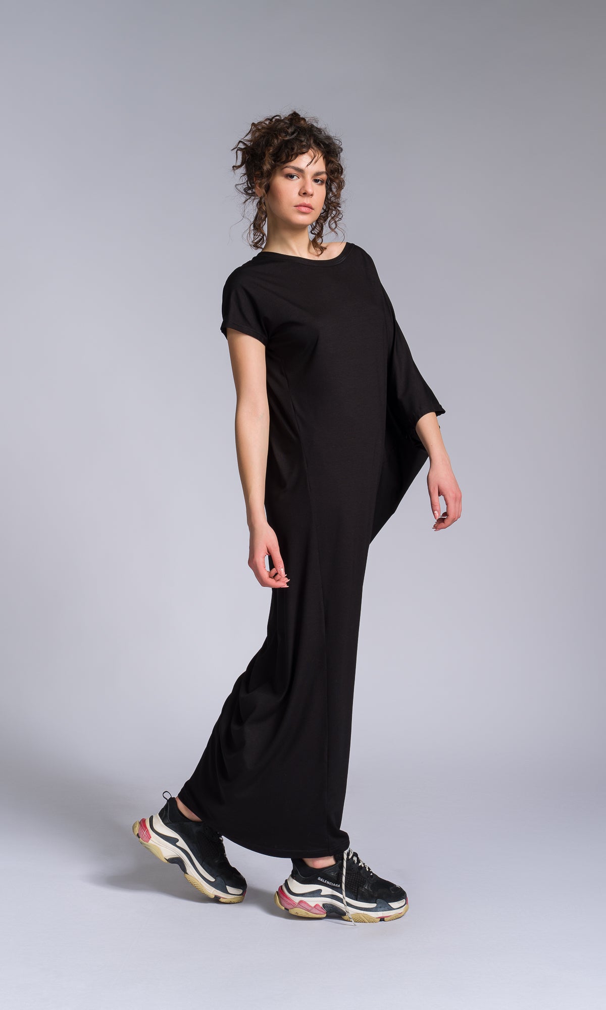Quinoria - Abito Donna Manica Batwing Asimmetrico Moderno