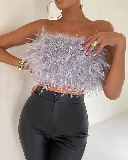 Noemi – Top Dal Design Sofisticato Con Applicazioni Ricercate
