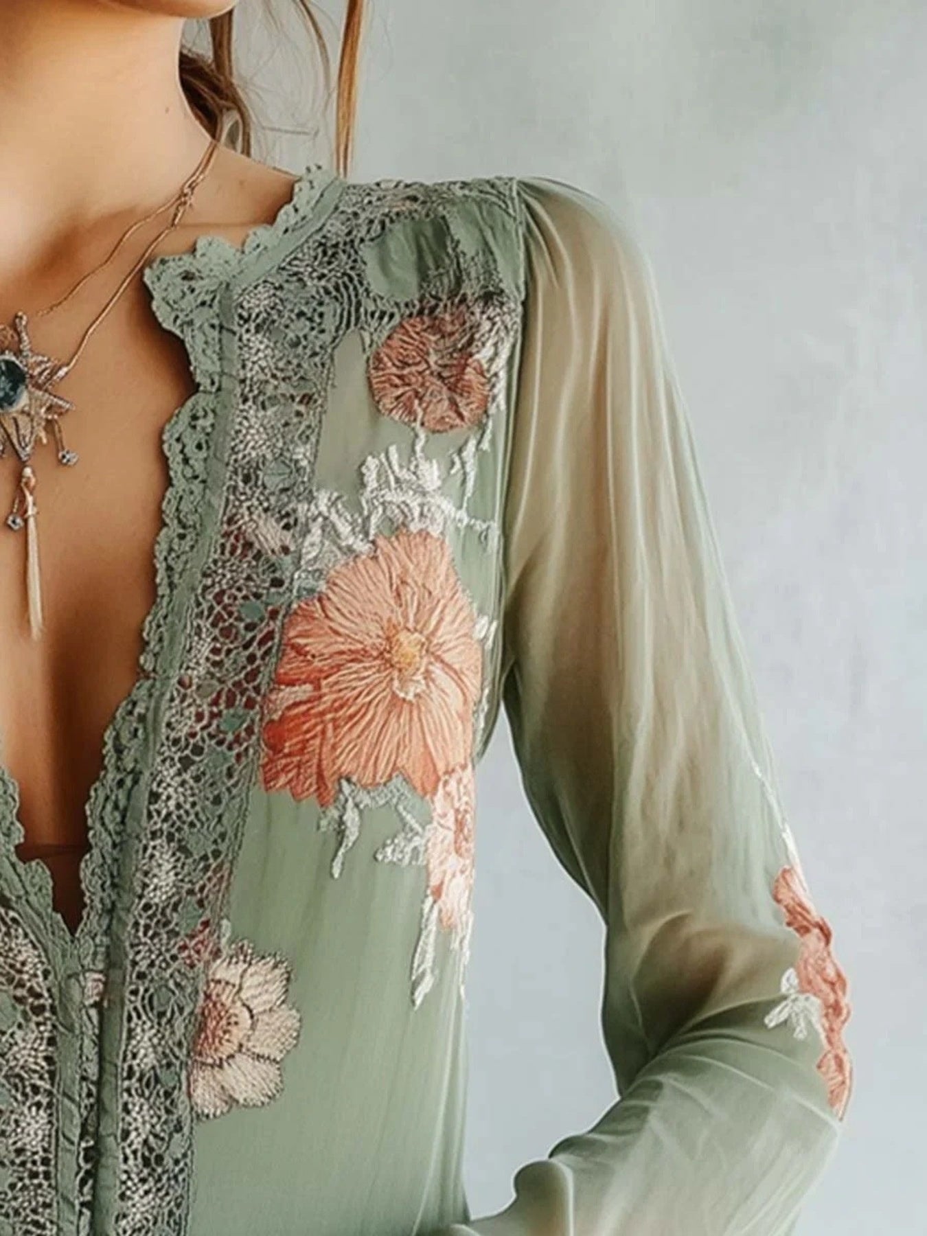 Kleofatra - Blusa Donna Floreale Dettaglio Pizzo Elegante