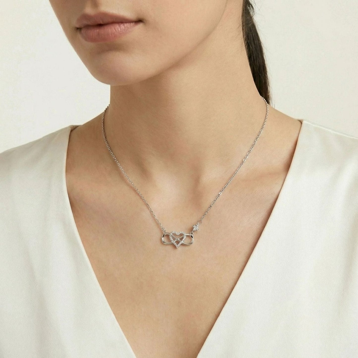 Monica - Collana Cuore Infinito Zirconi Argento Donna