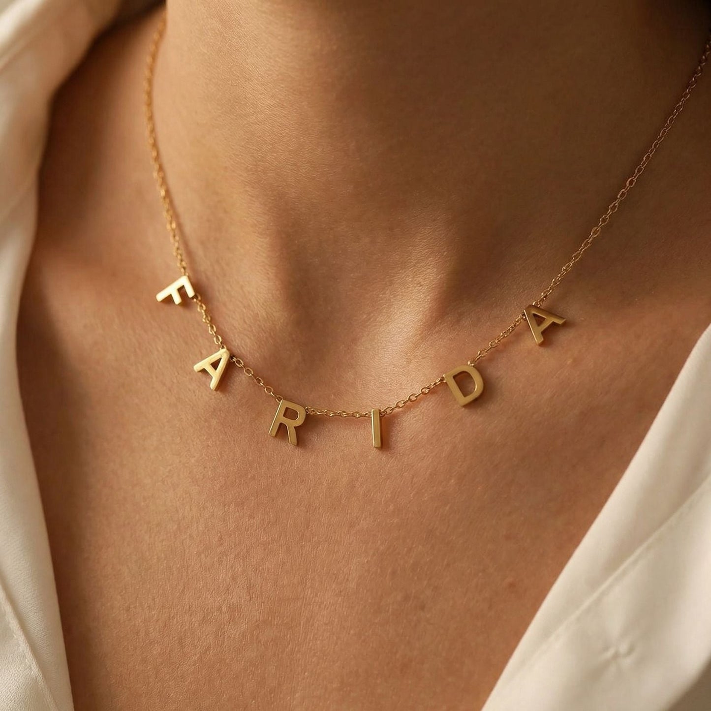 Sonia – Collana Nome Personalizzato Lettere Sospese Acciaio Inossidabile