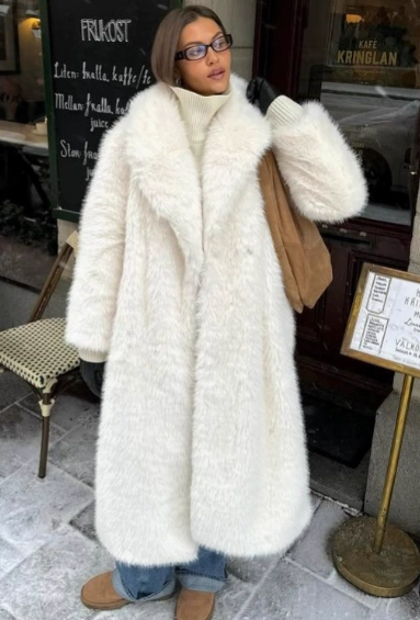 Pierina - Cappotto Lungo in Eco-Pelliccia Bianca Neve