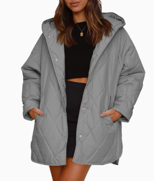 Uvelia – Piumino Oversize A Cappa