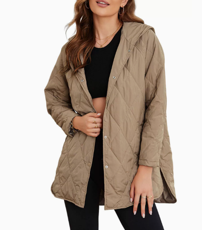 Uvelia – Piumino Oversize A Cappa