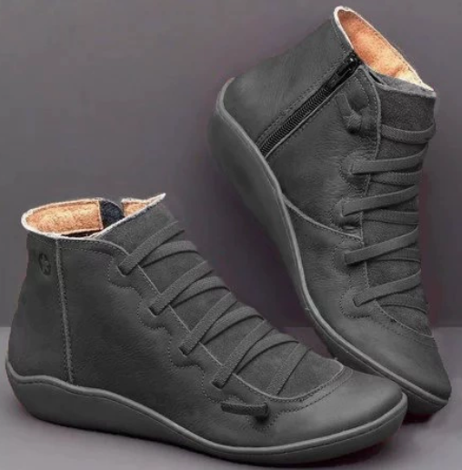 Cesare – Stivaletto Modello Polacchino Per Un Look Formale
