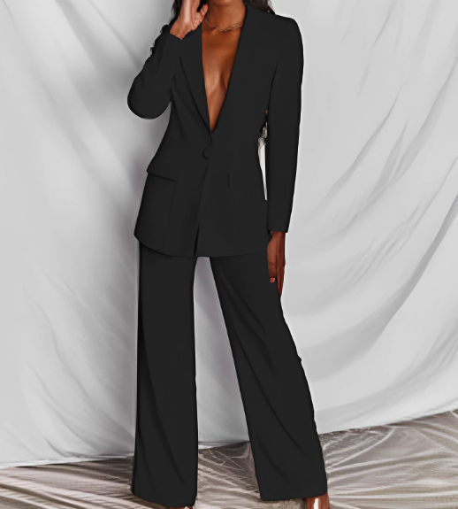 Angela - Tailleur elegante con dettagli ricamati