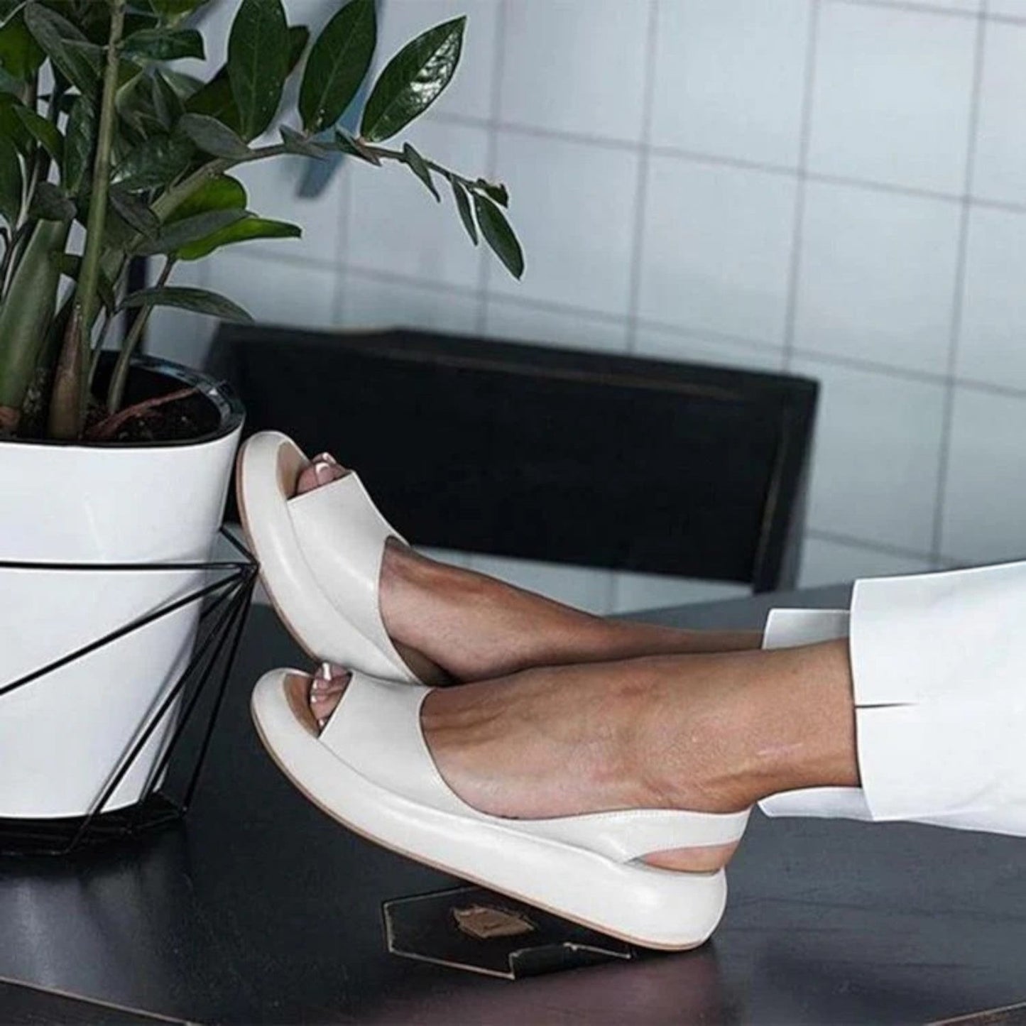 Rita – Sandali Estivi Bassi Dal Design Essenziale E Confortevole